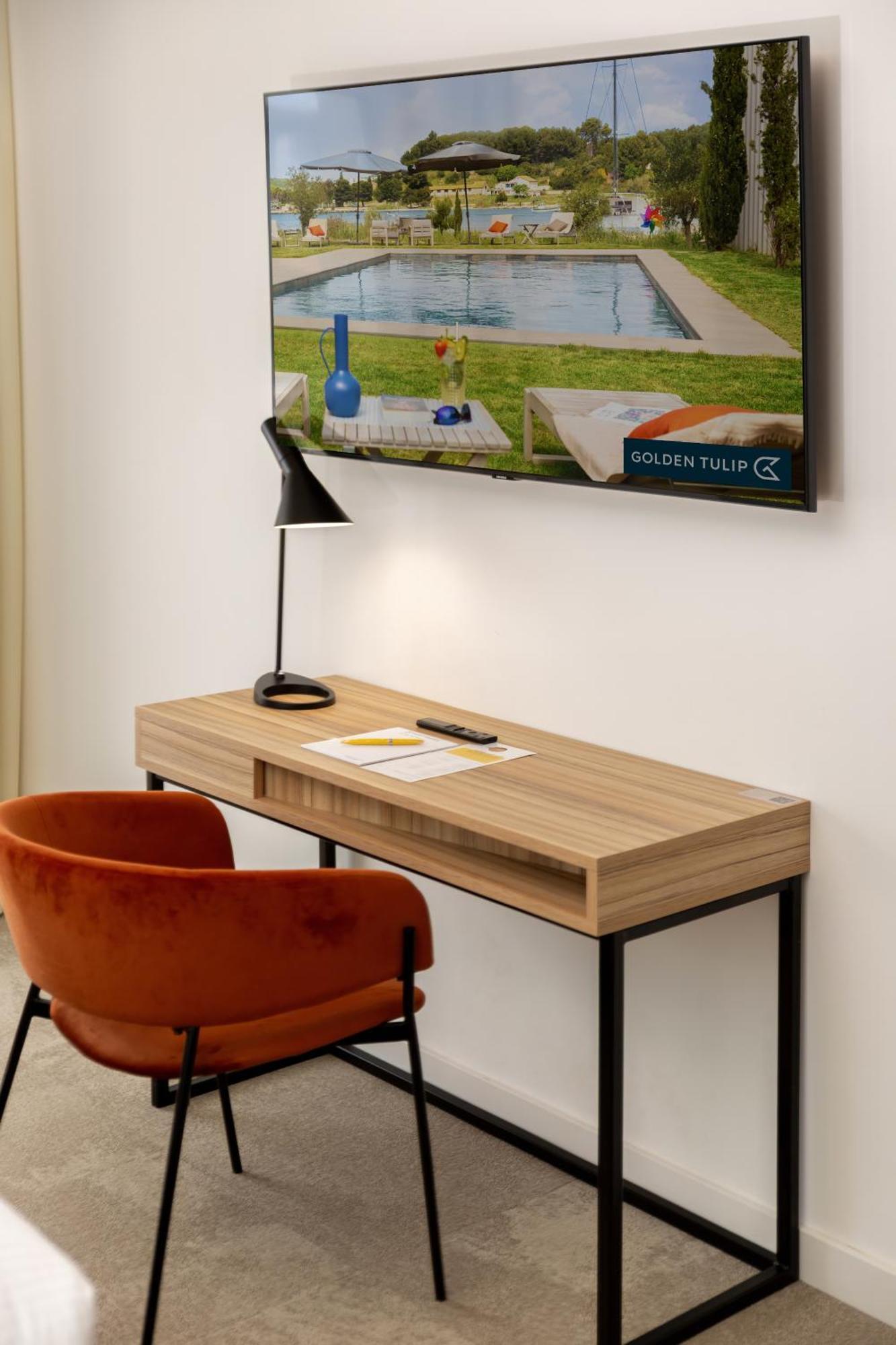 Golden Tulip Hotel & Rooftop Martigues Provence Δωμάτιο φωτογραφία